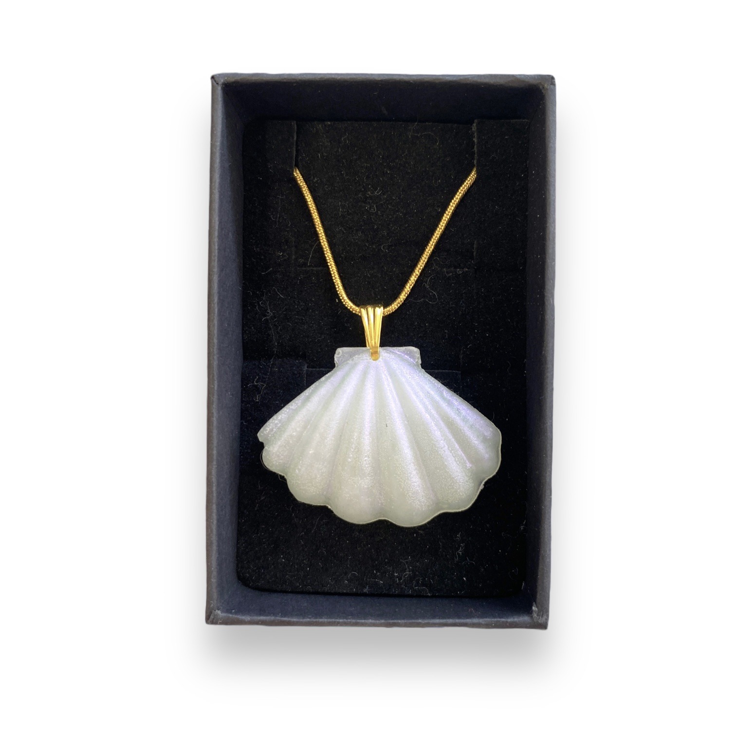 Handmade Seashell Necklace with Gold Chain